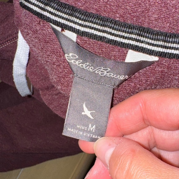 Men’s Eddie Bauer Maroon Red Pullover Hoodie Sweatshirt M - Picture 3 of 3